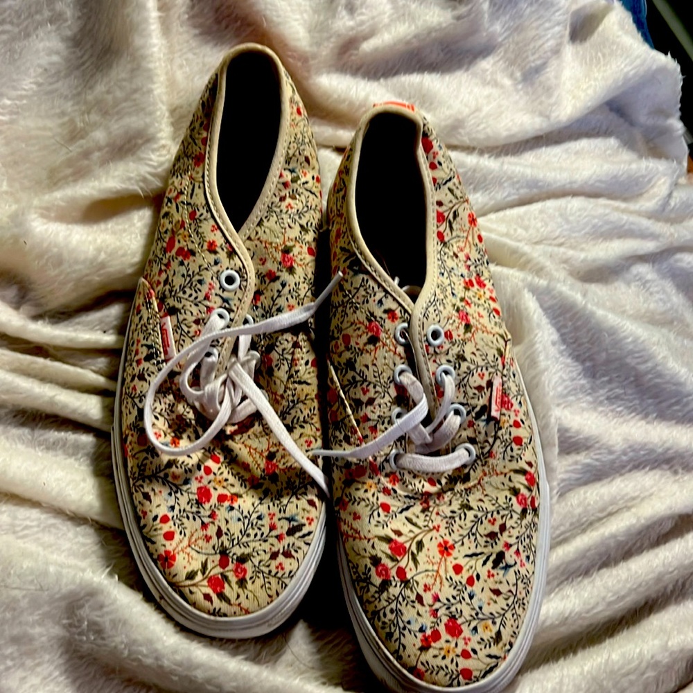 Floral vans